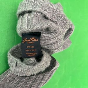 Brand new Goodman brand gloves